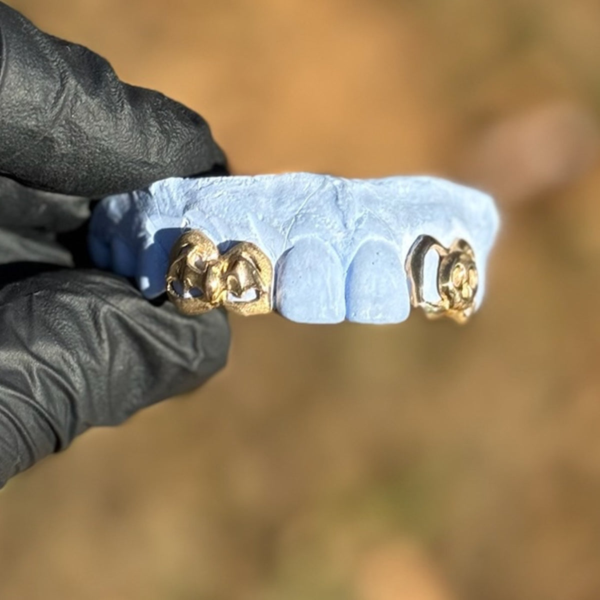 Crypt - Gold Skull & Bat Grillz
