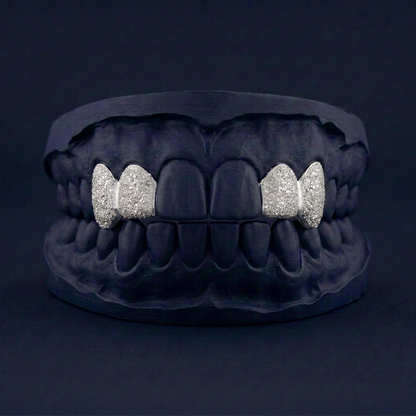 Silver Four Teeth Diamond Dust