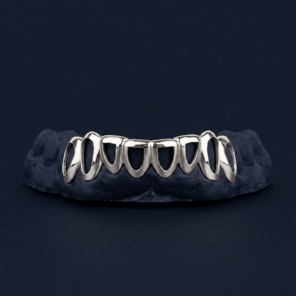 Silver Eight Tooth Open Face