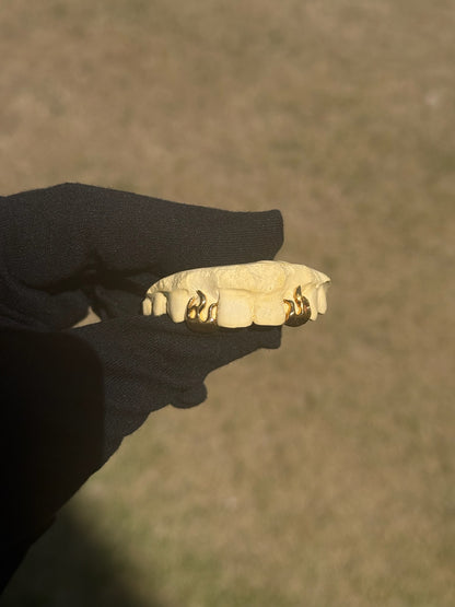 Hellfire - Gold Two Teeth Flame Grillz