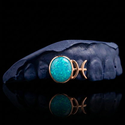 Zodiac Pisces rose gold plated finish